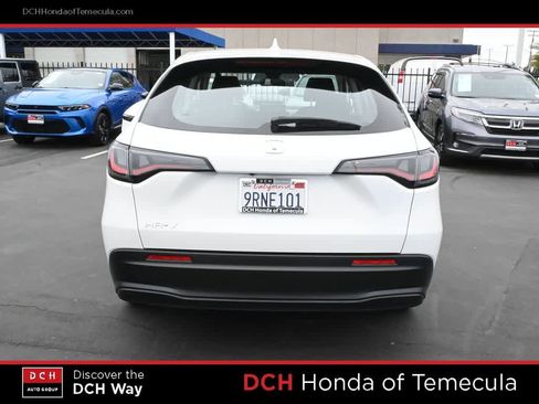 Certified 2025 Honda HR-V LX image 6