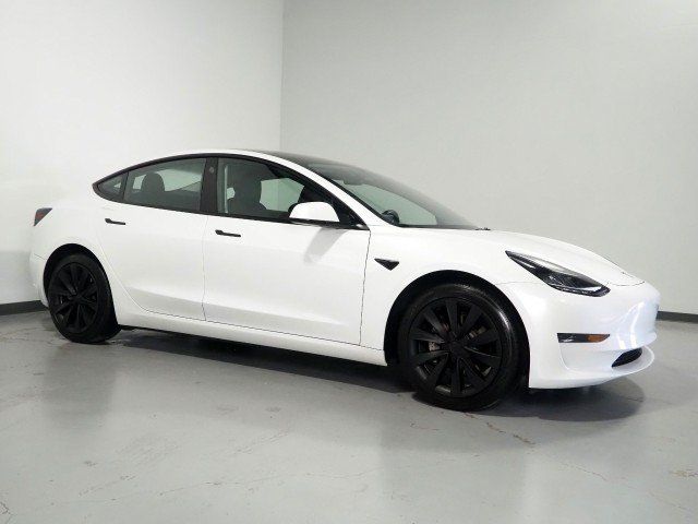 Used 2023 Tesla Model 3 RWD image 1