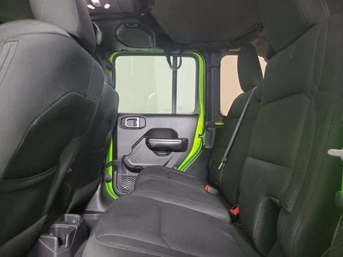 Used 2019 Jeep Wrangler Unlimited Sport S AWD/4WD image 8