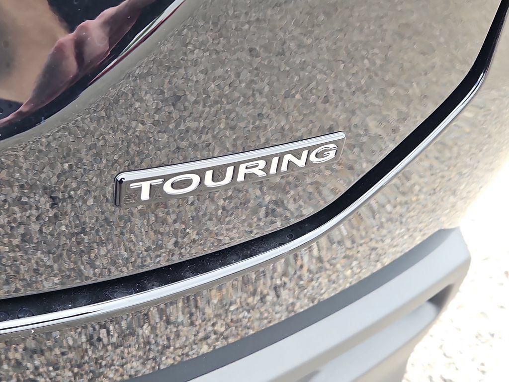 New 2026 Honda Pilot Touring image 5