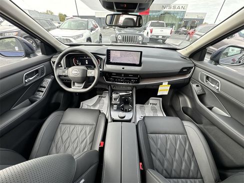 New 2026 Nissan Rogue Platinum w/ Platinum Premium Package image 21