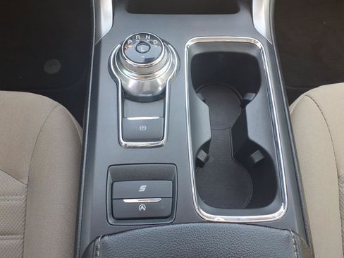 Certified 2020 Ford Fusion SE FWD image 13