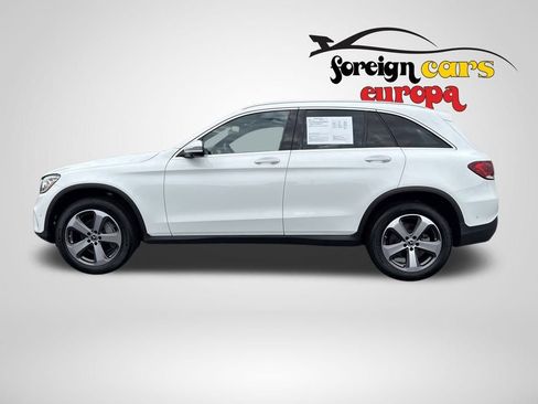 Used 2022 Mercedes-Benz GLC 300 4MATIC w/ Multimedia Package Lite image 4