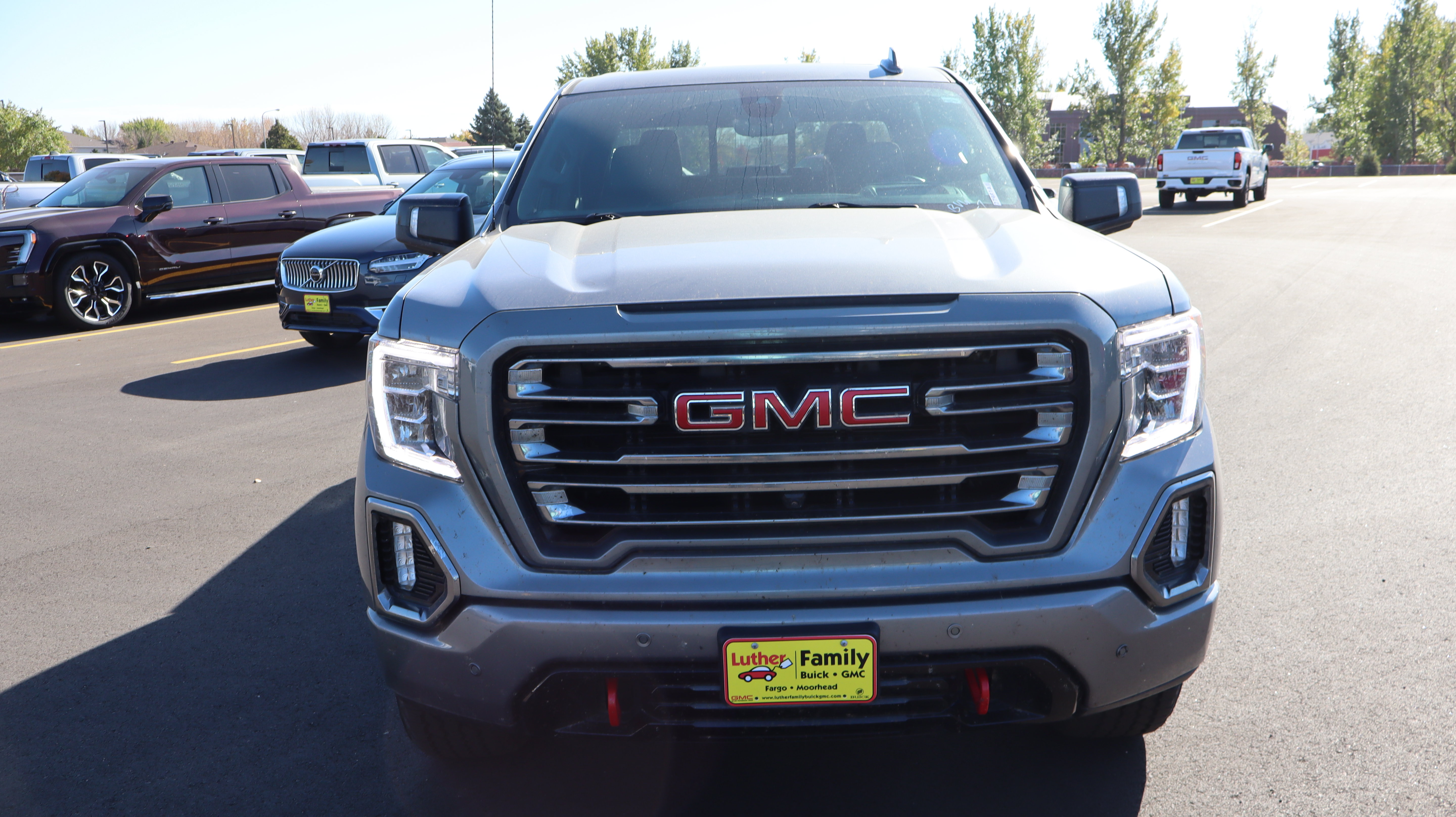 Used 2021 GMC Sierra 1500 AT4 w/ AT4 Premium Package AWD/4WD image 2
