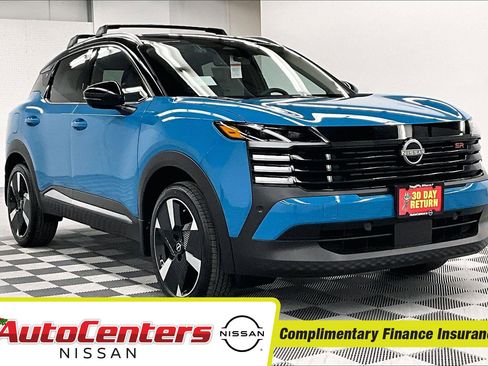 New 2025 Nissan Kicks SR w/ SR Premium Package AWD/4WD image 2