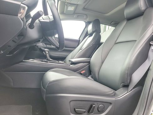 Used 2025 MAZDA CX-30 AWD 2.5 S w/ Preferred Package image 7