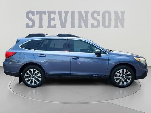 Used 2016 Subaru Outback 2.5i Limited AWD/4WD image 6
