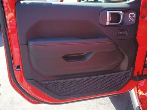 New 2026 Jeep Wrangler Unlimited Rubicon image 21