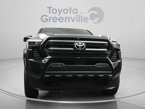 Used 2025 Toyota Tacoma SR5 RWD image 23