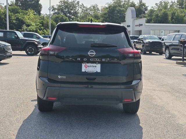 Used 2025 Nissan Rogue SV FWD image 4