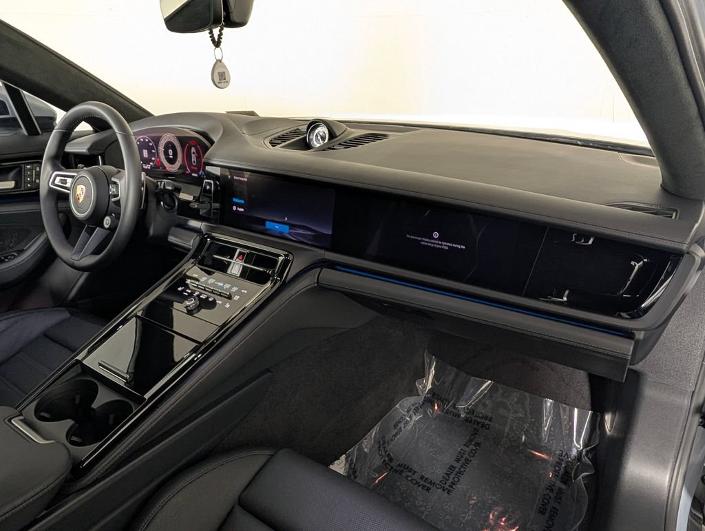 Certified 2026 Porsche Panamera GTS AWD/4WD image 19