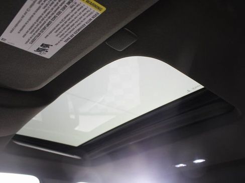 Used 2020 GMC Sierra 1500 SLT w/ SLT Premium Plus Package image 9