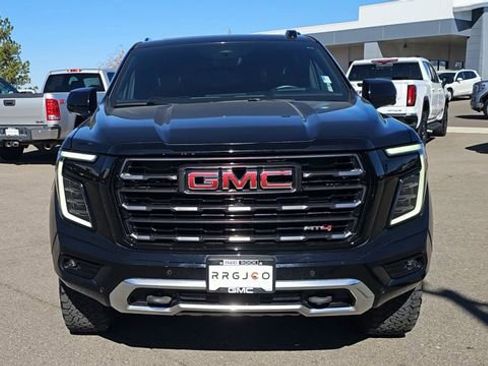 Used 2025 GMC Yukon XL AT4 Ultimate image 3