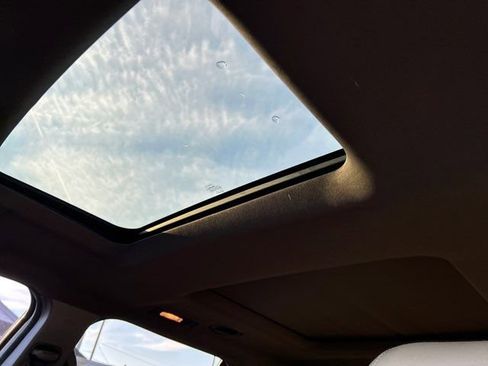 Used 2013 Ford Explorer XLT image 41