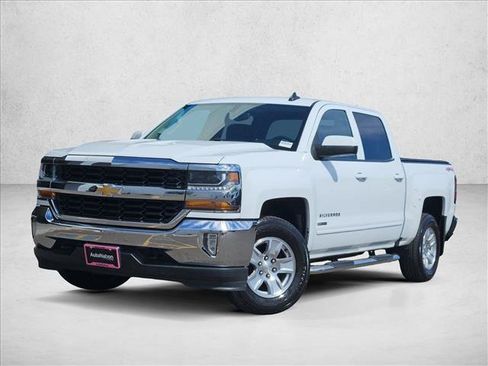 Certified 2018 Chevrolet Silverado 1500 LT w/ All Star Edition AWD/4WD image 4