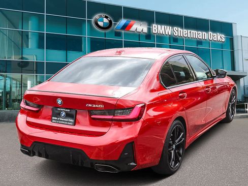 Used 2023 BMW M340i w/ Premium Package image 4