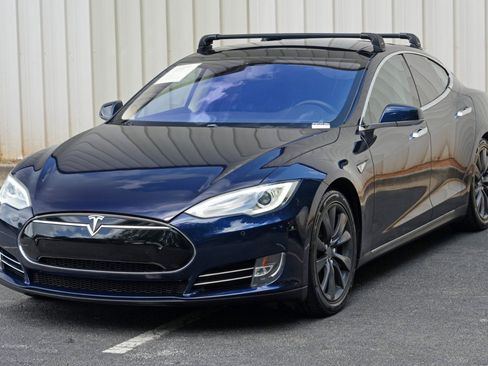 Used 2014 Tesla Model S 85 RWD image 43