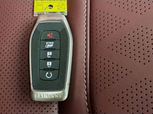 New 2026 INFINITI QX80 Autograph w/ Premium Cargo Package image 38