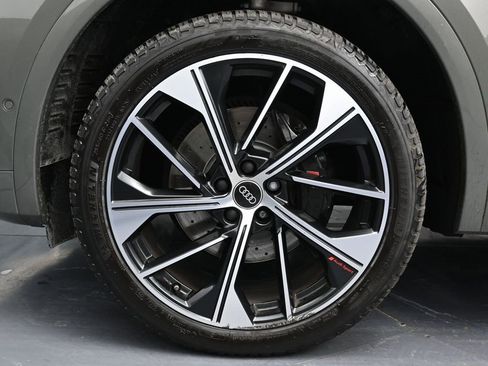 Used 2023 Audi SQ5 Prestige w/ Prestige Package image 12