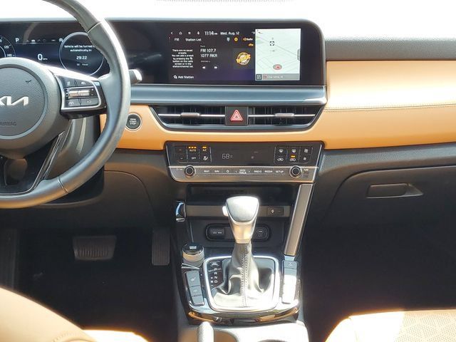 Used 2025 Kia Seltos EX w/ EX Sunroof Package AWD/4WD image 33