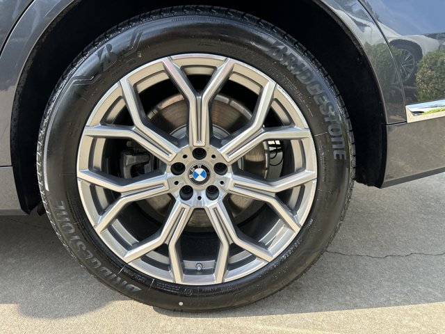 Used 2020 BMW X7 xDrive40i w/ Premium Package AWD/4WD image 27
