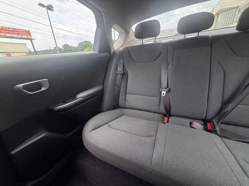 Used 2025 Kia K4 FWD image 39