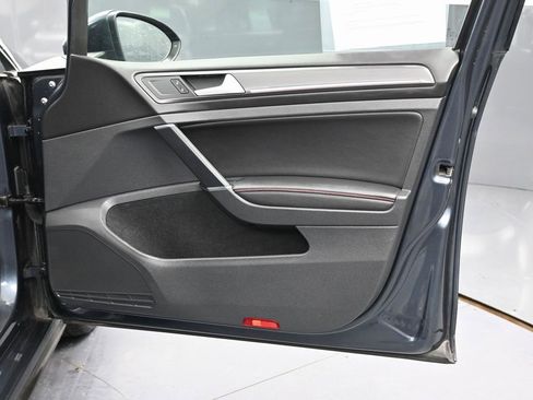 Used 2018 Volkswagen GTI SE w/ SE Leather Package image 36