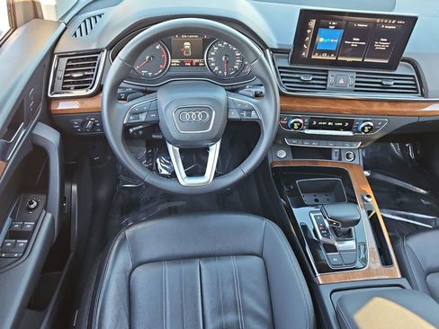 Used 2021 Audi Q5 2.0T Premium image 15