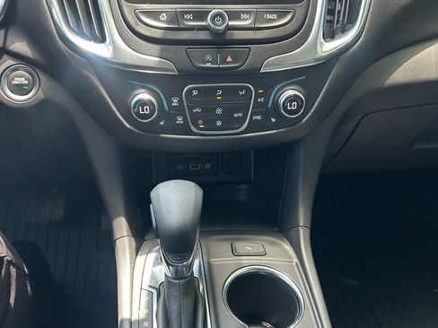Used 2024 Chevrolet Equinox LT AWD/4WD image 13