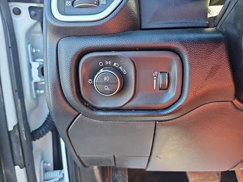 Used 2024 RAM 2500 Big Horn image 29