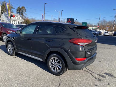 Used 2017 Hyundai Tucson SE image 3