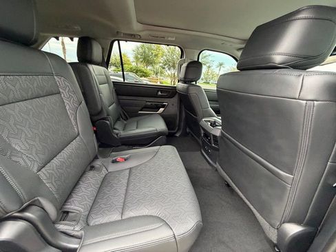 Used 2024 Toyota Sequoia Limited image 21