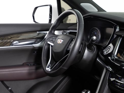 Used 2022 Cadillac XT6 Premium Luxury w/ Technology Package image 30