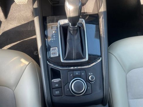 Used 2021 MAZDA CX-5 Touring FWD image 12