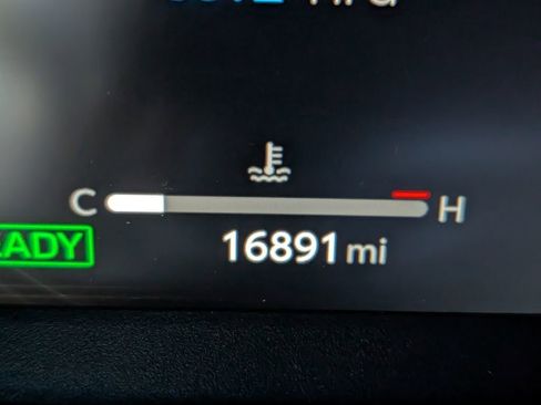 Used 2025 Toyota RAV4 Limited w/ Advanced Technology Package AWD/4WD image 29