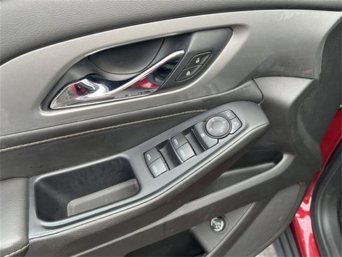 Certified 2020 Chevrolet Traverse LT w/ LPO, Floor Liner Package image 15