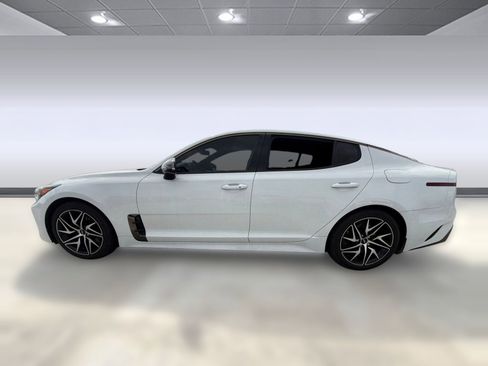 Used 2022 Kia Stinger GT-Line image 2