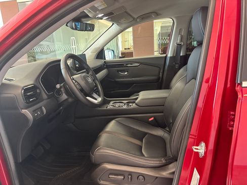 Certified 2025 Honda Pilot EX-L image 12