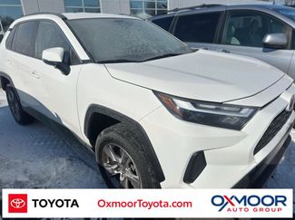 Used 2022 Toyota RAV4 XLE video 1