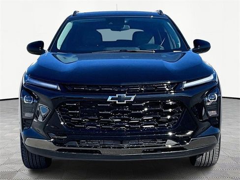 New 2026 Chevrolet Trax ACTIV w/ Sunroof Package image 2