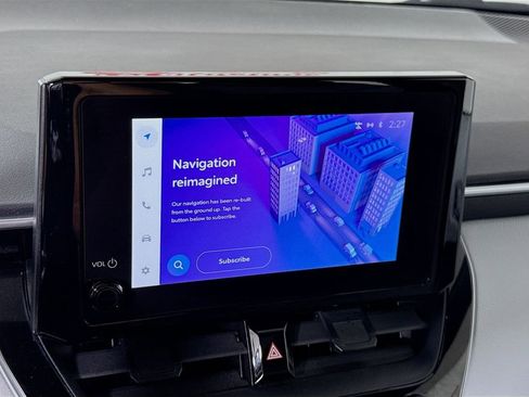 Certified 2023 Toyota Corolla SE w/ SE Premium Package image 8