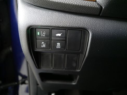 Used 2017 Honda CR-V Touring image 26