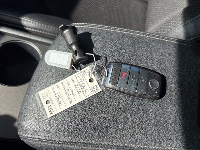 Used 2020 Kia Optima S FWD image 6