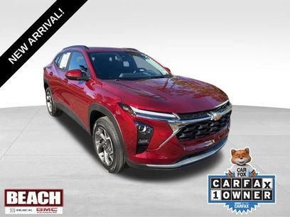 Used 2025 Chevrolet Trax LT w/ Driver Confidence Package