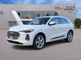 New 2025 Audi Q5 Premium Plus video 1