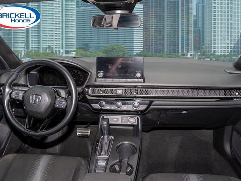 Used 2023 Honda Civic Sport image 21
