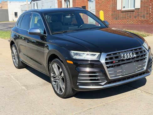 Used 2018 Audi SQ5 Premium Plus AWD/4WD image 3
