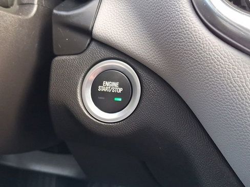 Certified 2024 Chevrolet Equinox LT image 22