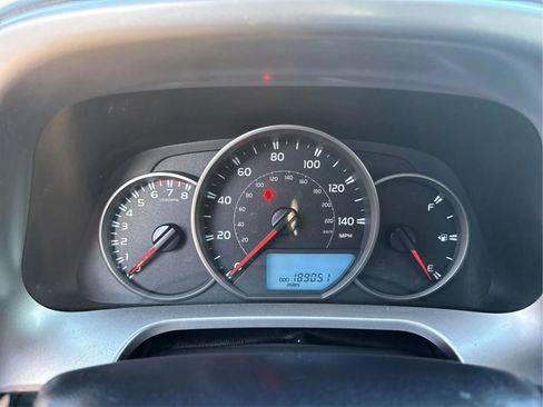 Used 2016 Toyota RAV4 LE AWD/4WD image 18