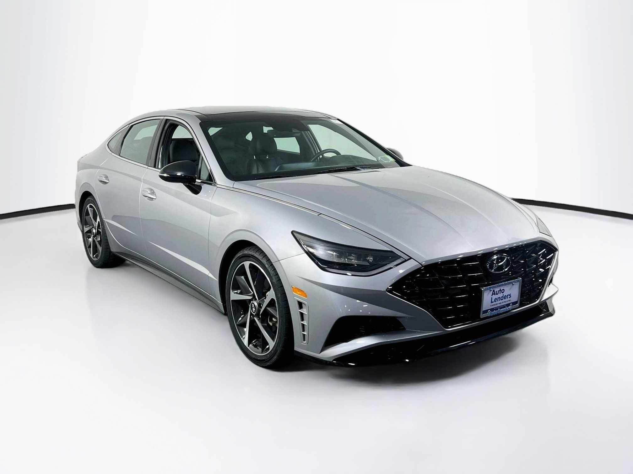 Used 2023 Hyundai Sonata SEL Plus FWD image 3
